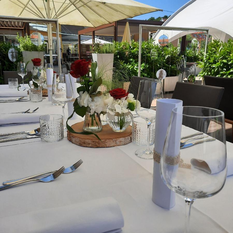 Restaurant Hotel Schrott Kaibing Buitenkant foto